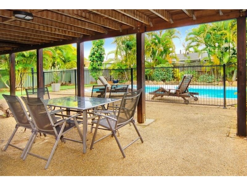 26 Village Drive, Daisy Hill QLD 4127