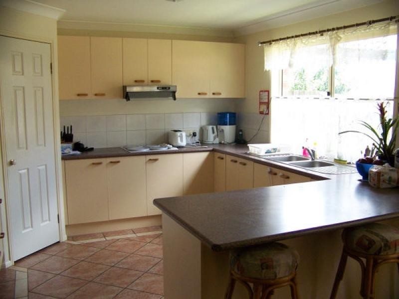 2 Trusan Place, Tanah Merah QLD 4128
