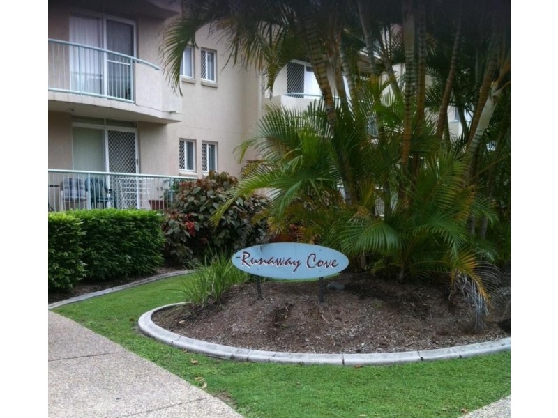 Unit 11/12 Taylor, Biggera Waters QLD 4216