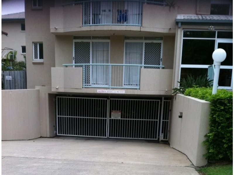 Unit 11/12 Taylor, Biggera Waters QLD 4216