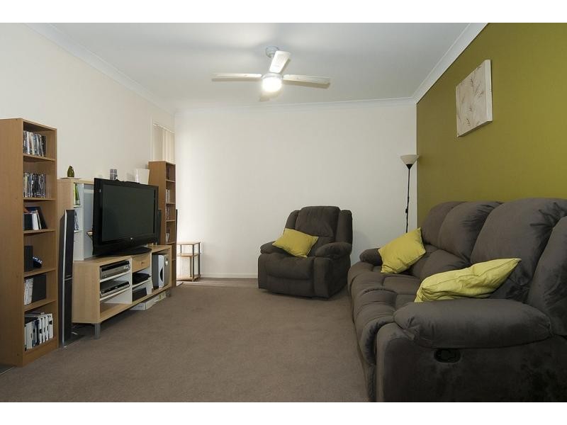 19 Kenilworth Crescent, Waterford QLD 4133