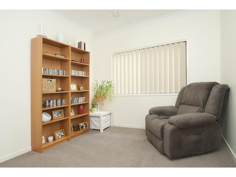 19 Kenilworth Crescent, Waterford QLD 4133