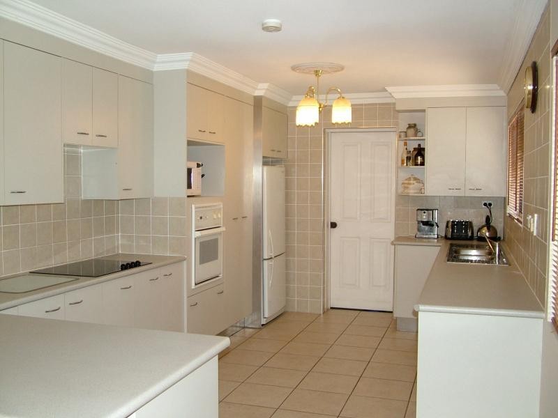 30 Rholanda Crescent, Springwood QLD 4127