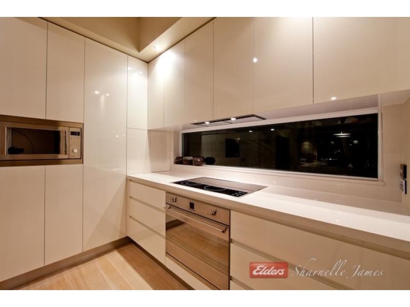 1 John Markwell Parade, Daisy Hill QLD 4127