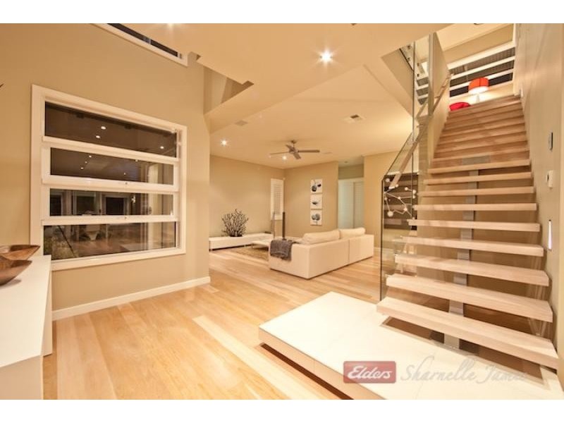 1 John Markwell Parade, Daisy Hill QLD 4127