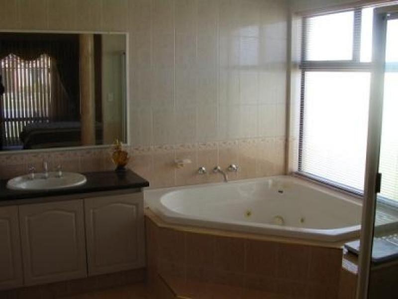 60 SOUTHMEAD DRIVE, Landsdale WA 6065