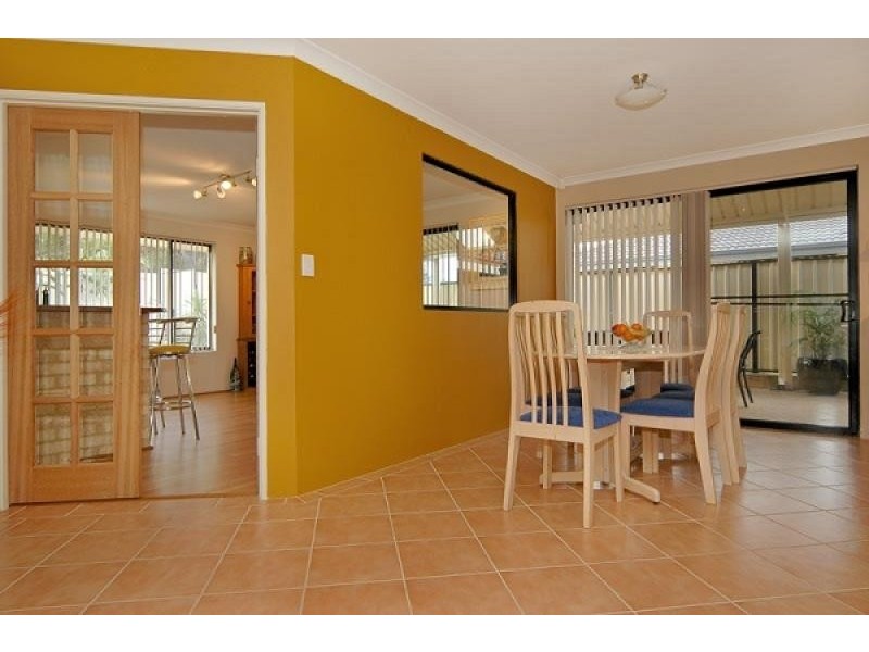 12 KERLIN WAY, Carramar WA 6031