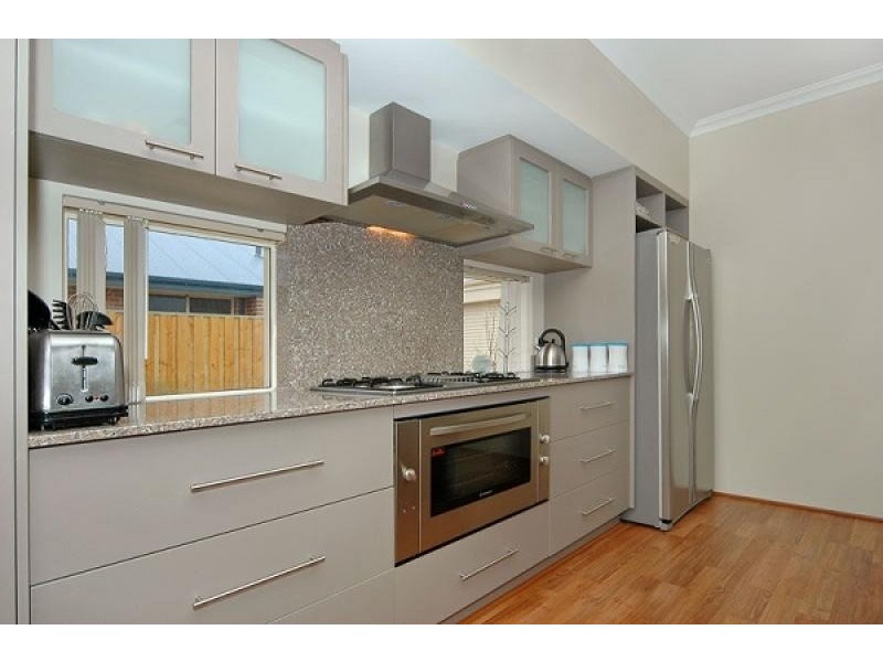 7 BRAMLEY TERRACE, The Vines WA 6069