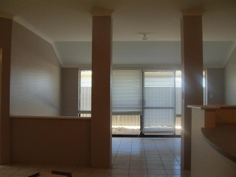 27 BRANDALIER TURN, Aveley WA 6069