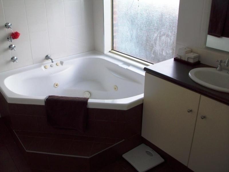 11 Lilystone Retreat, Landsdale WA 6065