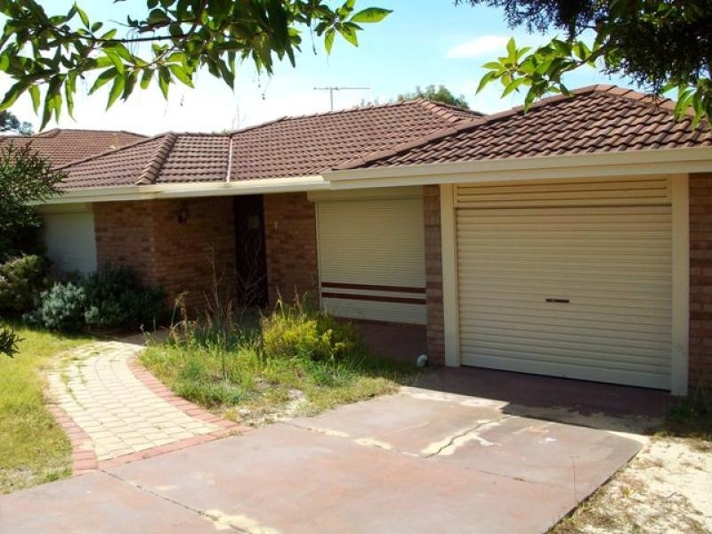 72 Highclere Blvd, Marangaroo WA 6064