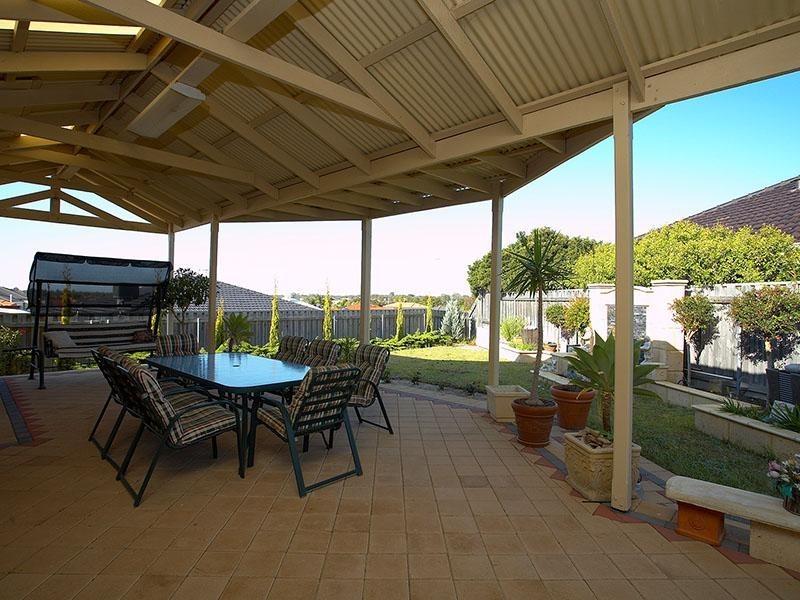 12 Sedgley Close, Landsdale WA 6065