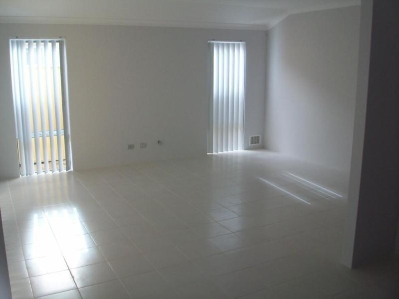 39 Van Gogh Road, Tapping WA 6065
