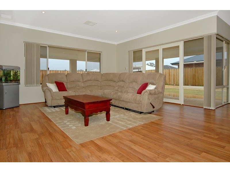 7 Bramley Terrace, The Vines WA 6069