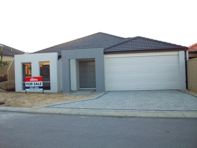 9 Sisley Approach, Tapping WA 6065
