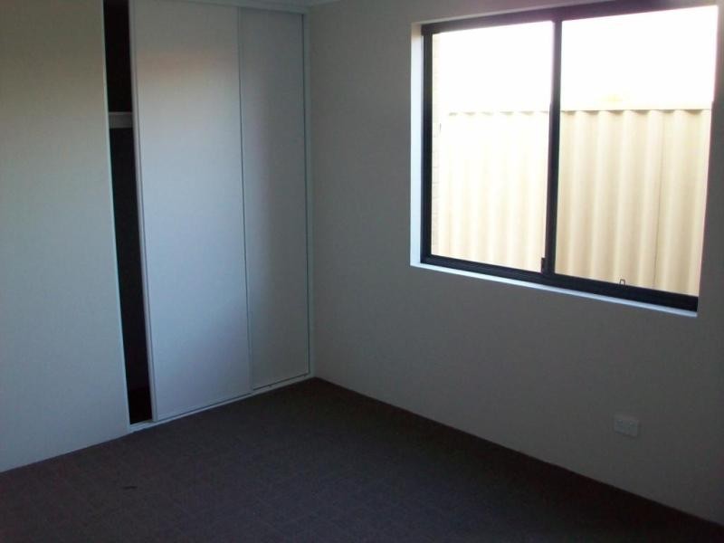 37 Van Gogh Rd, Tapping WA 6065