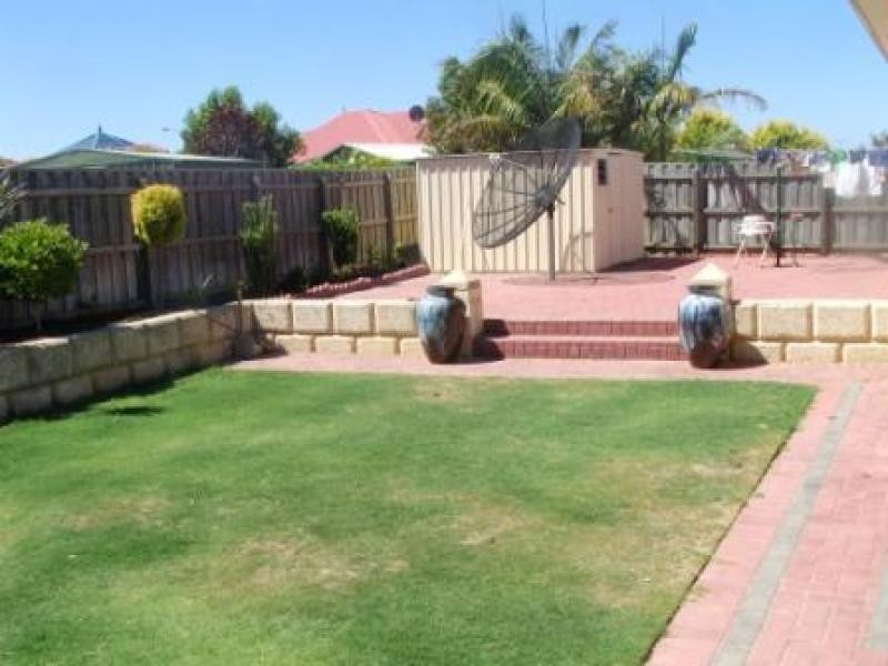 60 Southmead Drive, Landsdale WA 6065