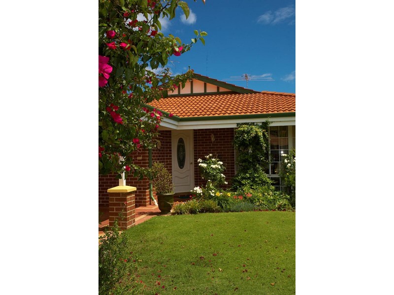 3 Lamas Grove, Landsdale WA 6065