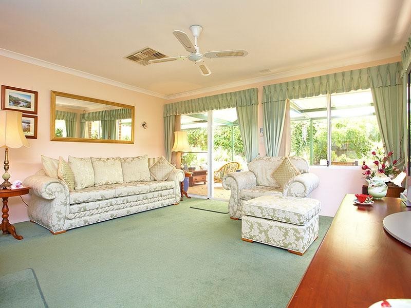 3 Lamas Grove, Landsdale WA 6065