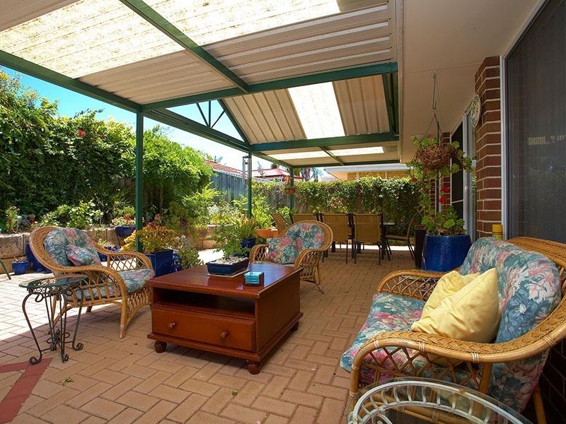 3 Lamas Grove, Landsdale WA 6065