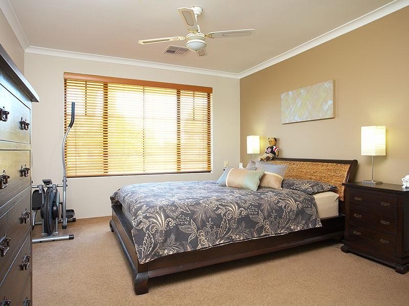 35 Rockdale Pass, Landsdale WA 6065