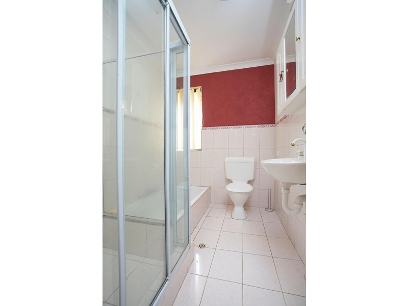 25 Flanders Place, Alexander Heights WA 6064