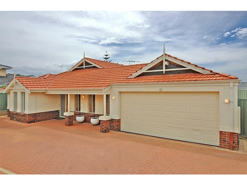 6 Stonewall Circuit, Landsdale WA 6065