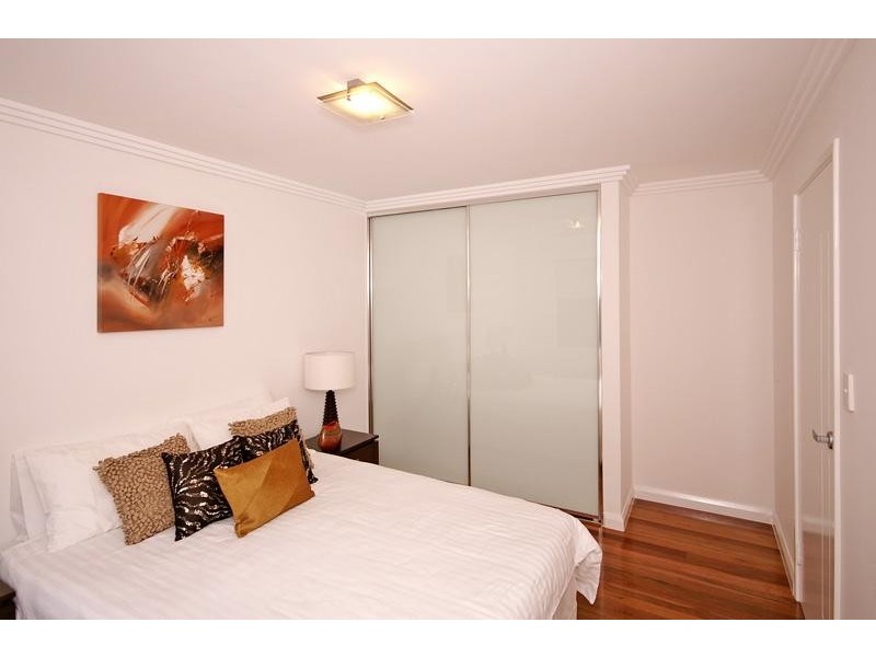 8 Magill Street, Landsdale WA 6065