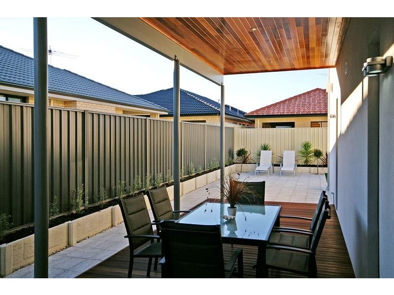 8 Magill Street, Landsdale WA 6065