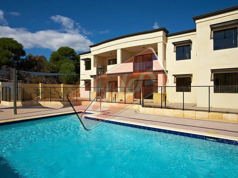 Apartment 6/5 Eastleigh Loop, Currambine WA 6028