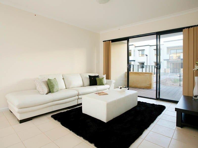 Apartment 6/5 Eastleigh Loop, Currambine WA 6028