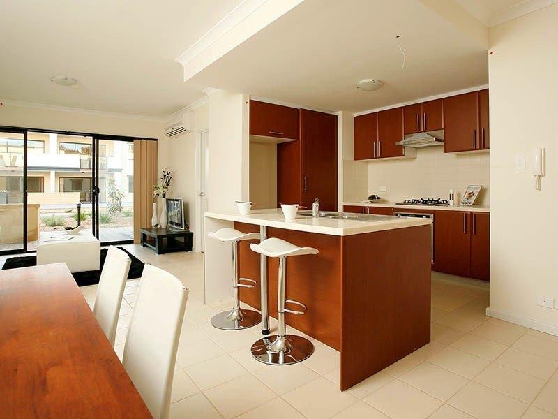 Apartment 6/5 Eastleigh Loop, Currambine WA 6028