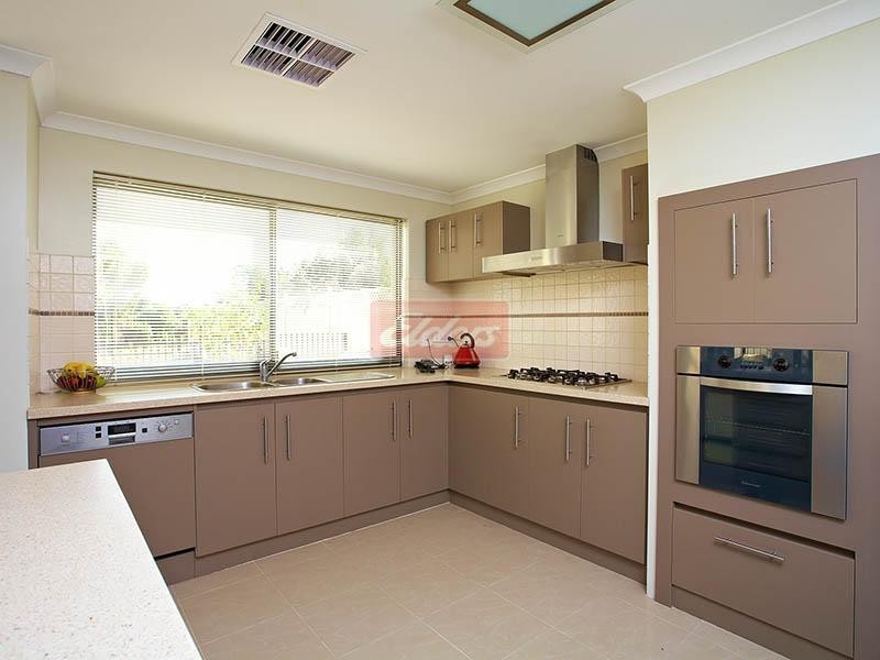 26 Tyne Crescent, Wanneroo WA 6065