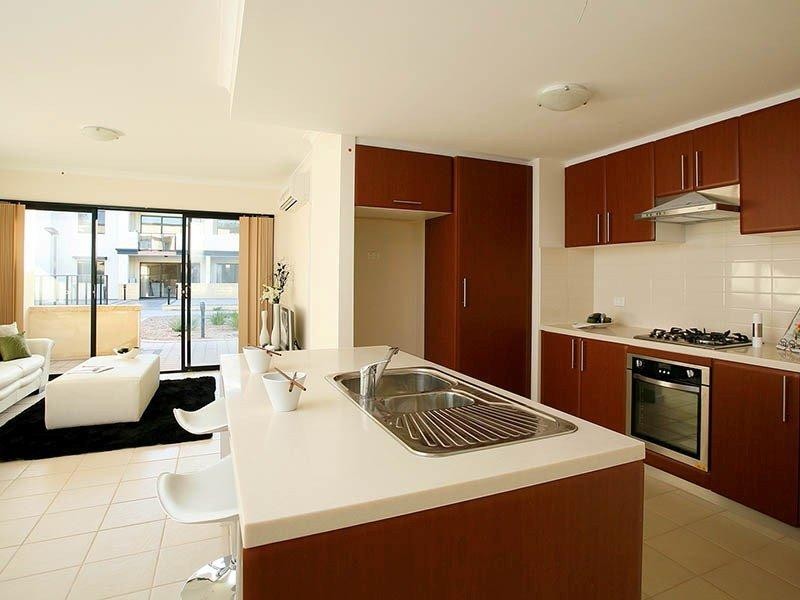 Apartment 8/5 Eastleigh Loop, Currambine WA 6028