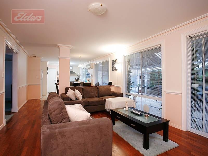 14 Valley Views Drive, Landsdale WA 6065