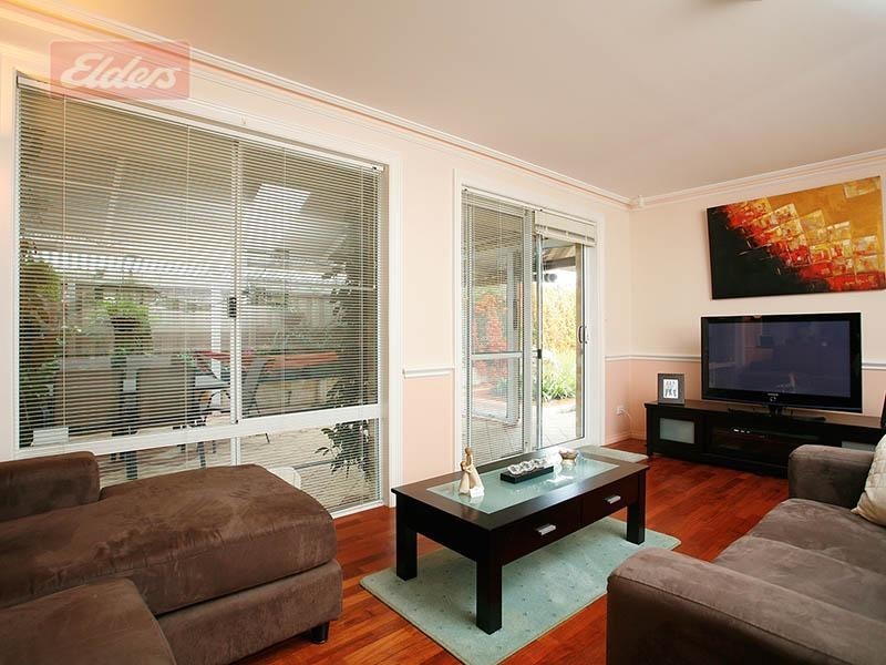 14 Valley Views Drive, Landsdale WA 6065