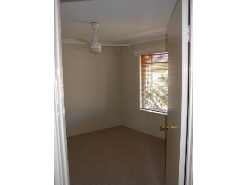 26 Fairpark Rt, Landsdale WA 6065