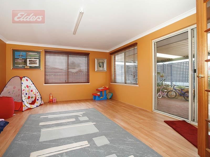 7 Tocal Court, Tapping WA 6065