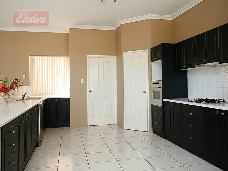 1 Valley Views Drive, Landsdale WA 6065