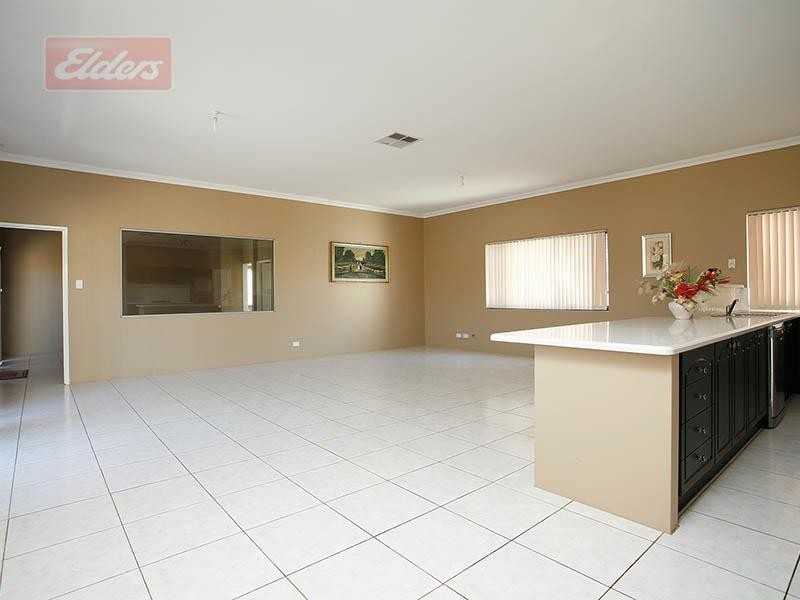 1 Valley Views Drive, Landsdale WA 6065