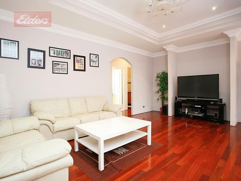 10 Waminda Way, Landsdale WA 6065