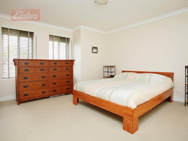 1 Jinkins Way, Madeley WA 6065