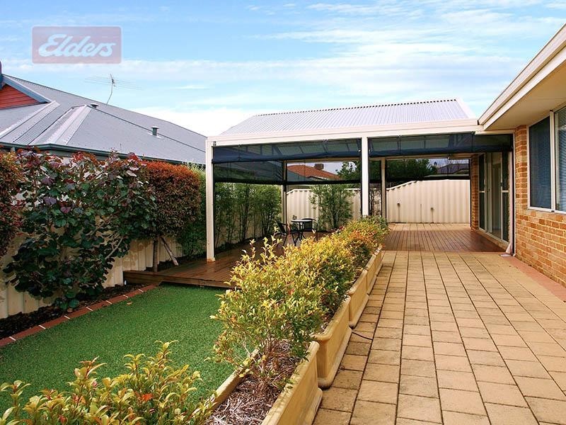 1 Jinkins Way, Madeley WA 6065