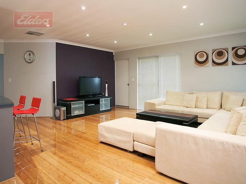 45 Romaine Loop, Darch WA 6065