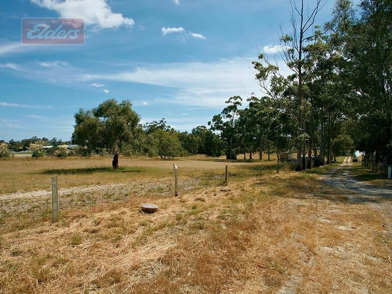 376 Sydney Road, Gnangara WA 6065