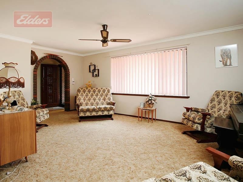 376 Sydney Road, Gnangara WA 6065