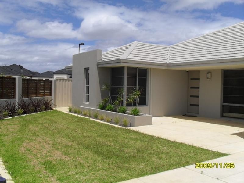 18 Rosemary Avenue, Darch WA 6065