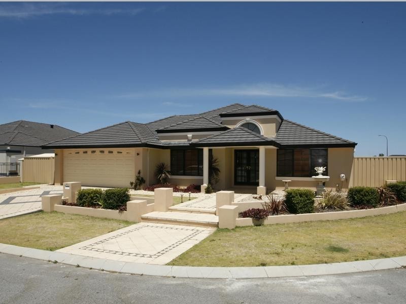 4 Fermoy Link, Darch WA 6065