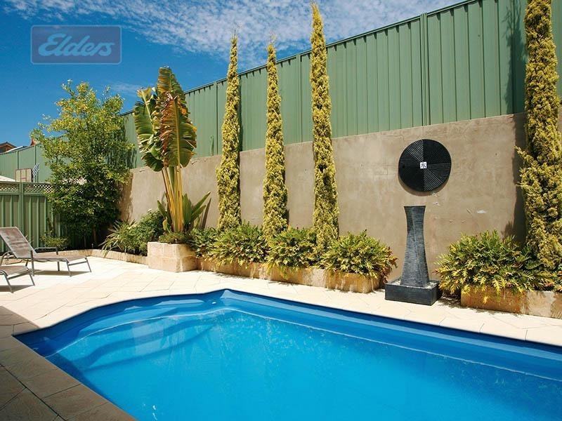 6 Cintra Way, Landsdale WA 6065