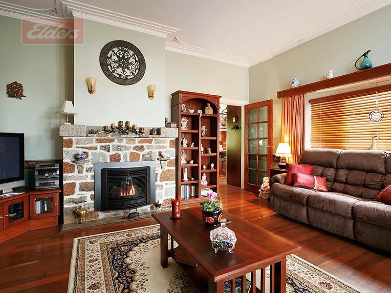 84 Old York Road, Greenmount WA 6056